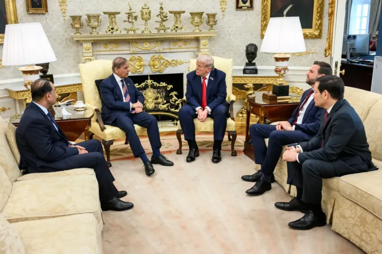 Pakistan offers to mediate US Iran talks amid rising tensions and calls for peace